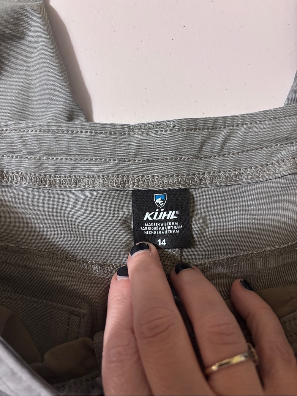Kuhl Womens Trekr Kapri Cargo Pants Size 14 Gorpcore Utility Pockets Hiking Camp - Picture 2 of 13